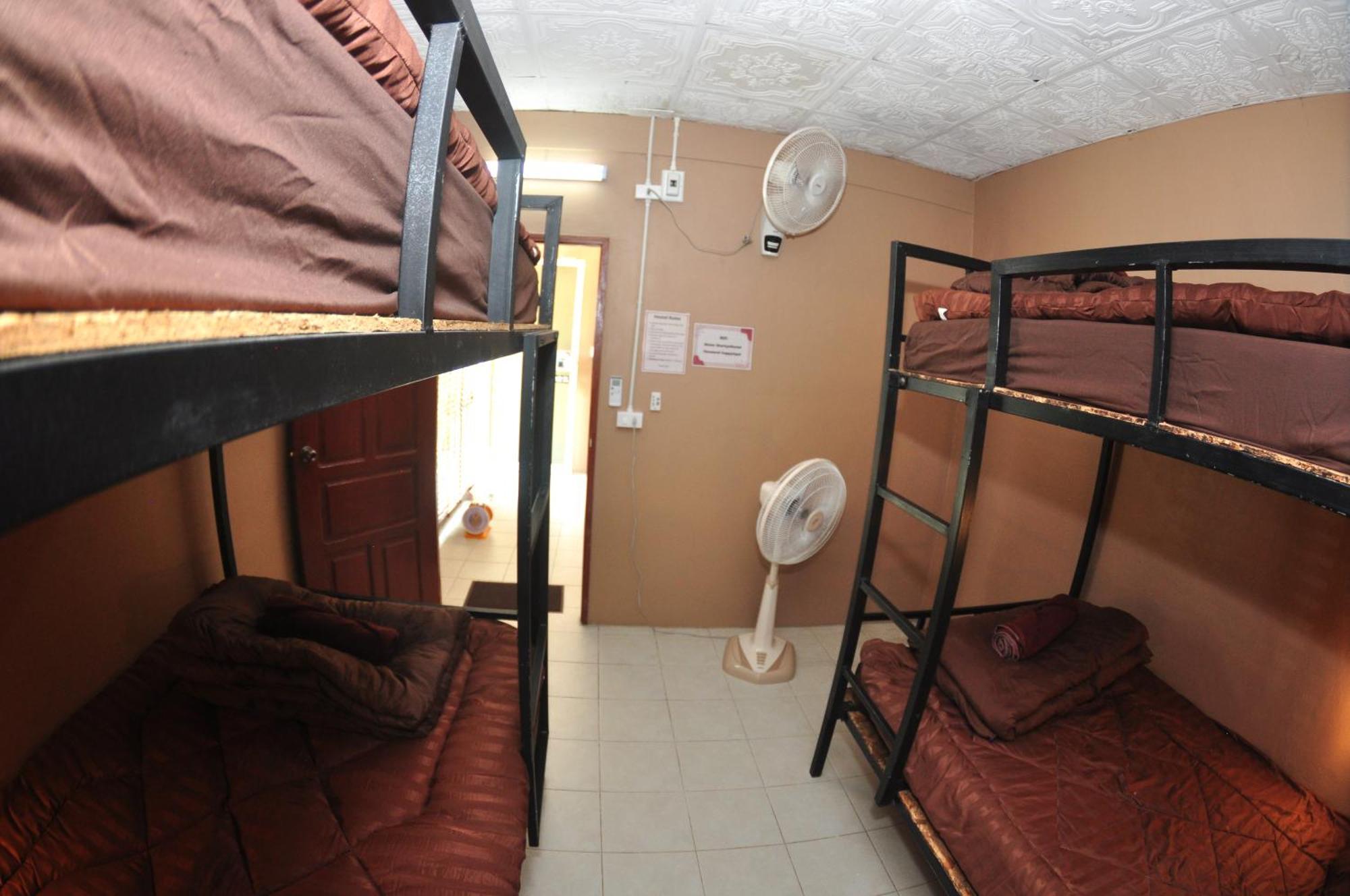Sharky'S Hostel Pai Exterior photo
